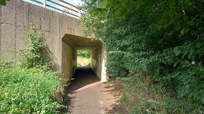 Photograph along Aston 32