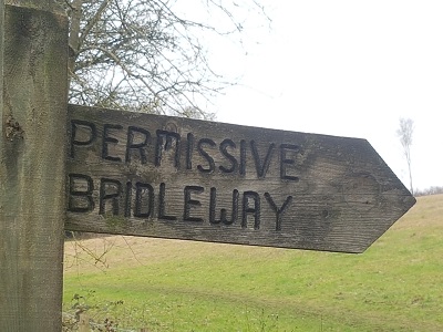 Photograph of Box Moor Trust permissive bridleway in Bovingdon