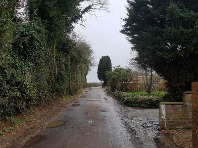 Photo of Chipperfield 11 heading southwestwards