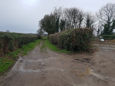 Photo of Chipperfield 11 heading southwestwards