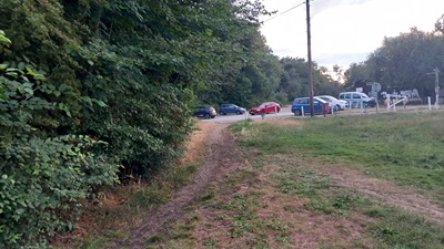 Photograph of Enfield 330 bridleway looking southwest