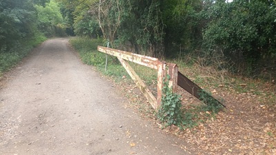 Photograph of Great Amwell 9 path
