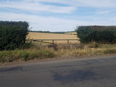 Photograph of Hexton link path
