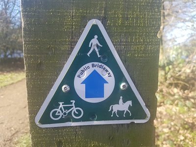 Photograph of Offley/Luton county boundary route
