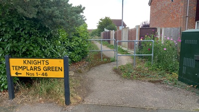 Photograph of the route from Chells Lane to Knights Templar Green