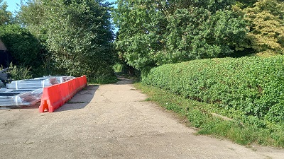 Photograph of Thorley Wish List 1 path