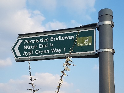 Photograph of Permissive Path in Wheathampstead